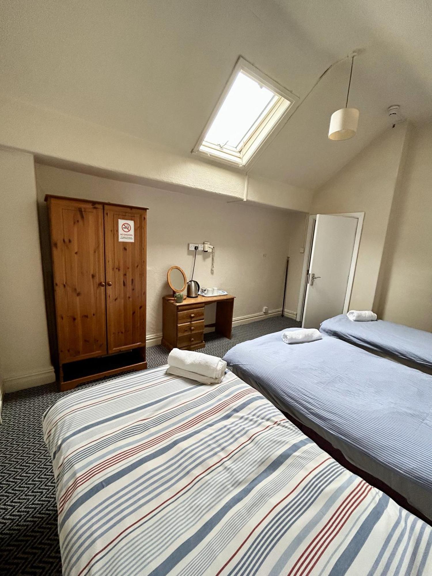 The Egerton Arms Hotel Salford Салфорд Екстериор снимка